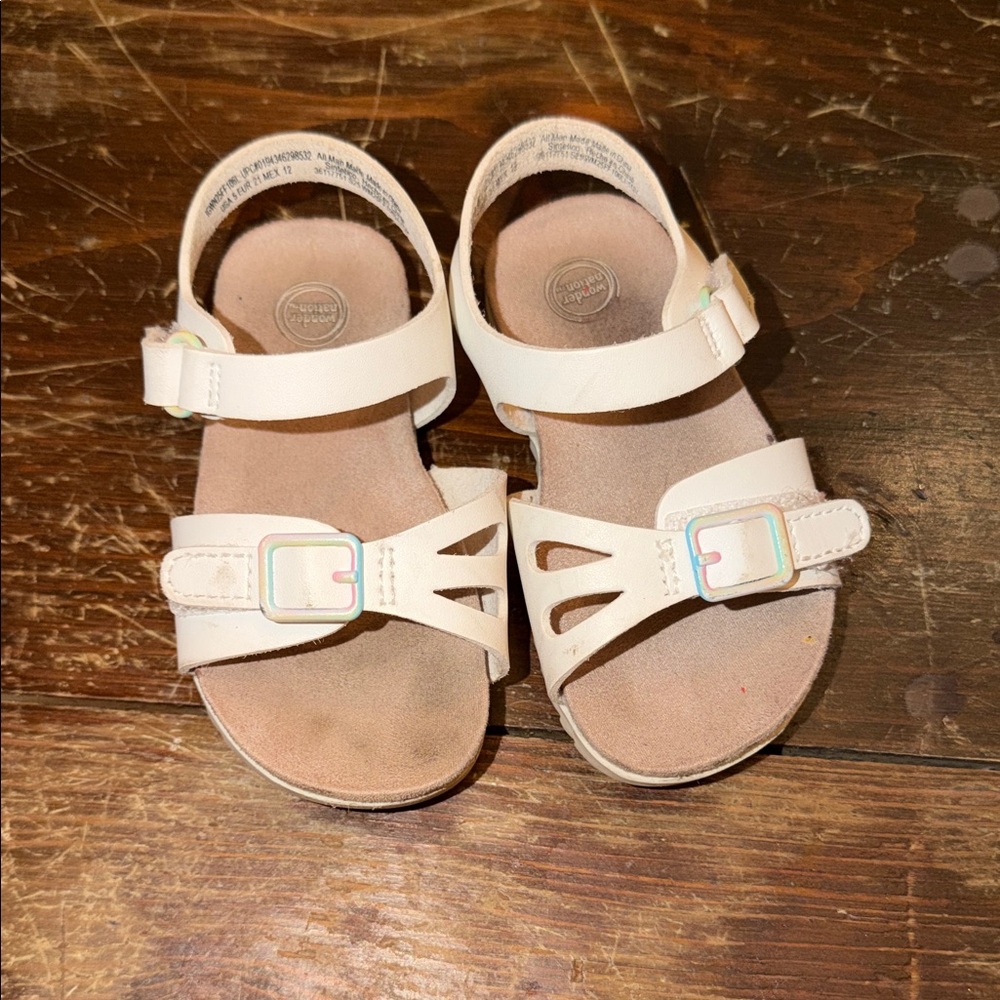 Cute Velcro strap girls shoes